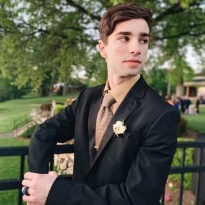 Meet your Posher, Cody